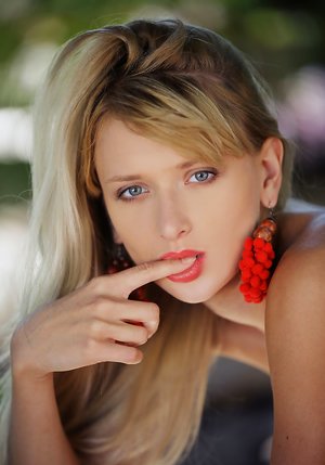 Sex Art are pleased to offer you a free pics featuring Nika N demonstrating amazing form